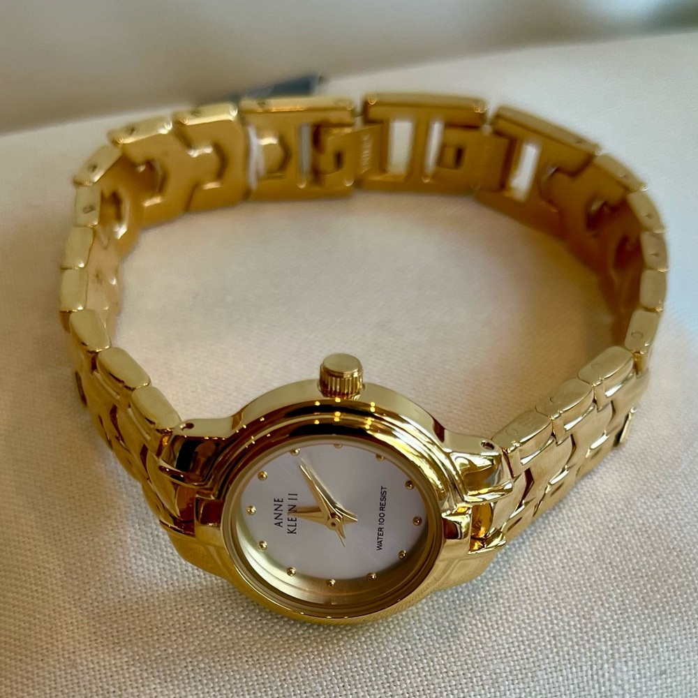 Anne Klein II Gold Quartz Women's Watch - Picture 8 of 16